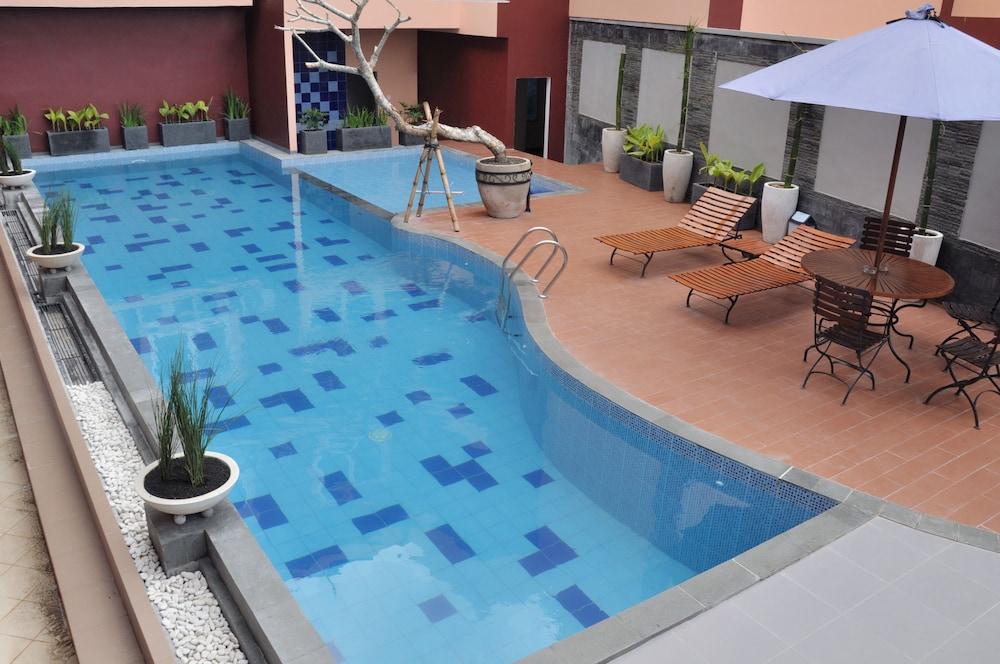Abadi Hotel Malioboro Yogyakarta By Tritama Hospitality Exterior foto