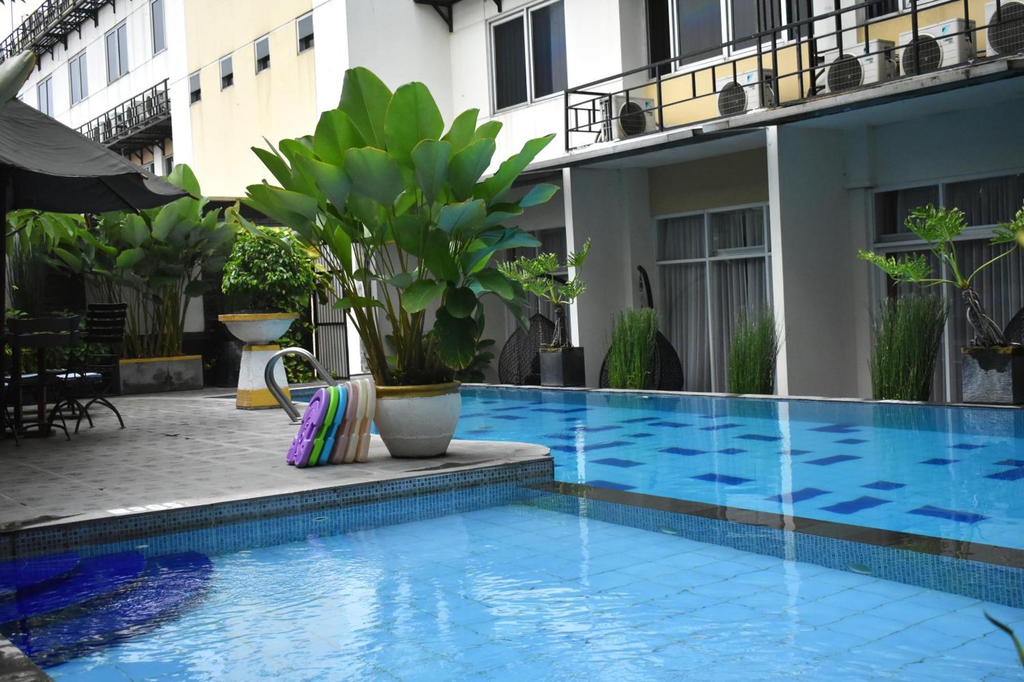 Abadi Hotel Malioboro Yogyakarta By Tritama Hospitality Exterior foto