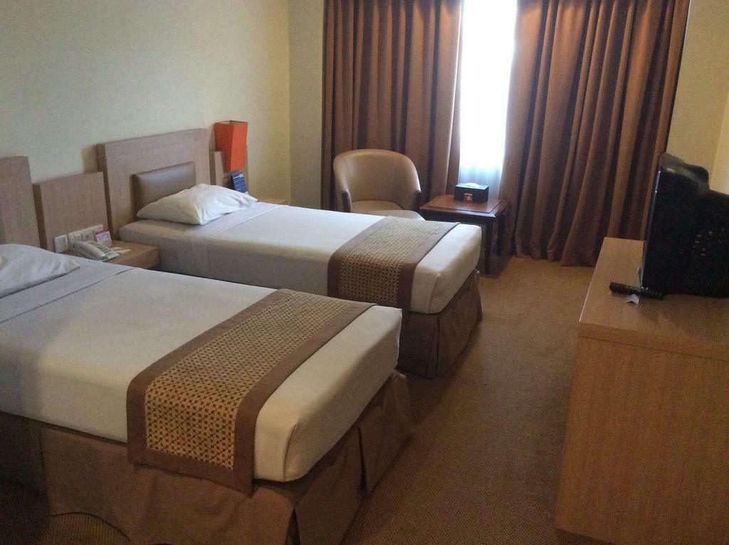 Abadi Hotel Malioboro Yogyakarta By Tritama Hospitality Exterior foto